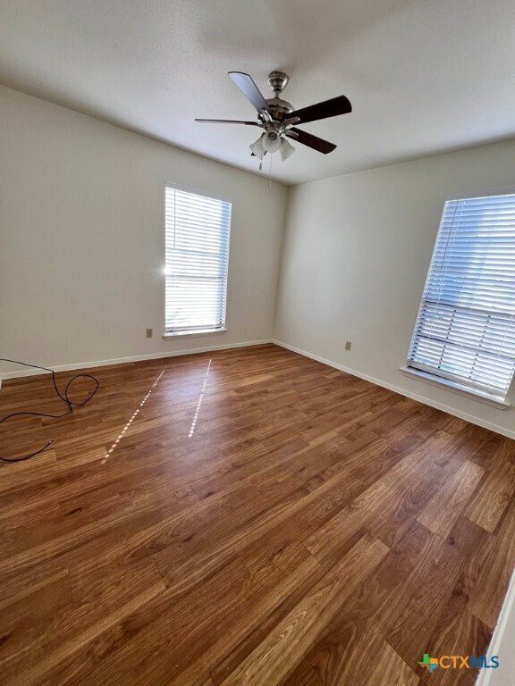 Building Photo - 305 Craddock Ave