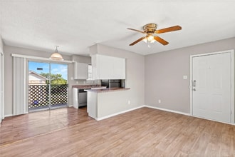 Building Photo - 1625 Mary K Ln