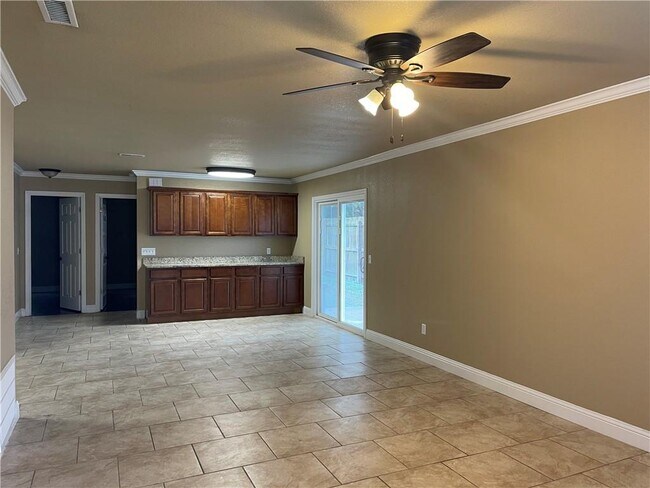 Building Photo - 1660 N Dawn Dr