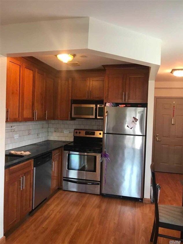 Primary Photo - 143-36 37th Avenue