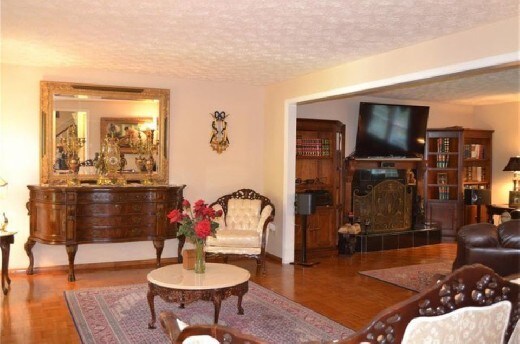 Building Photo - East Cobb House For Rent