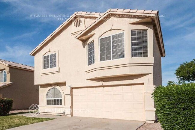 Building Photo - 2638 S Raven