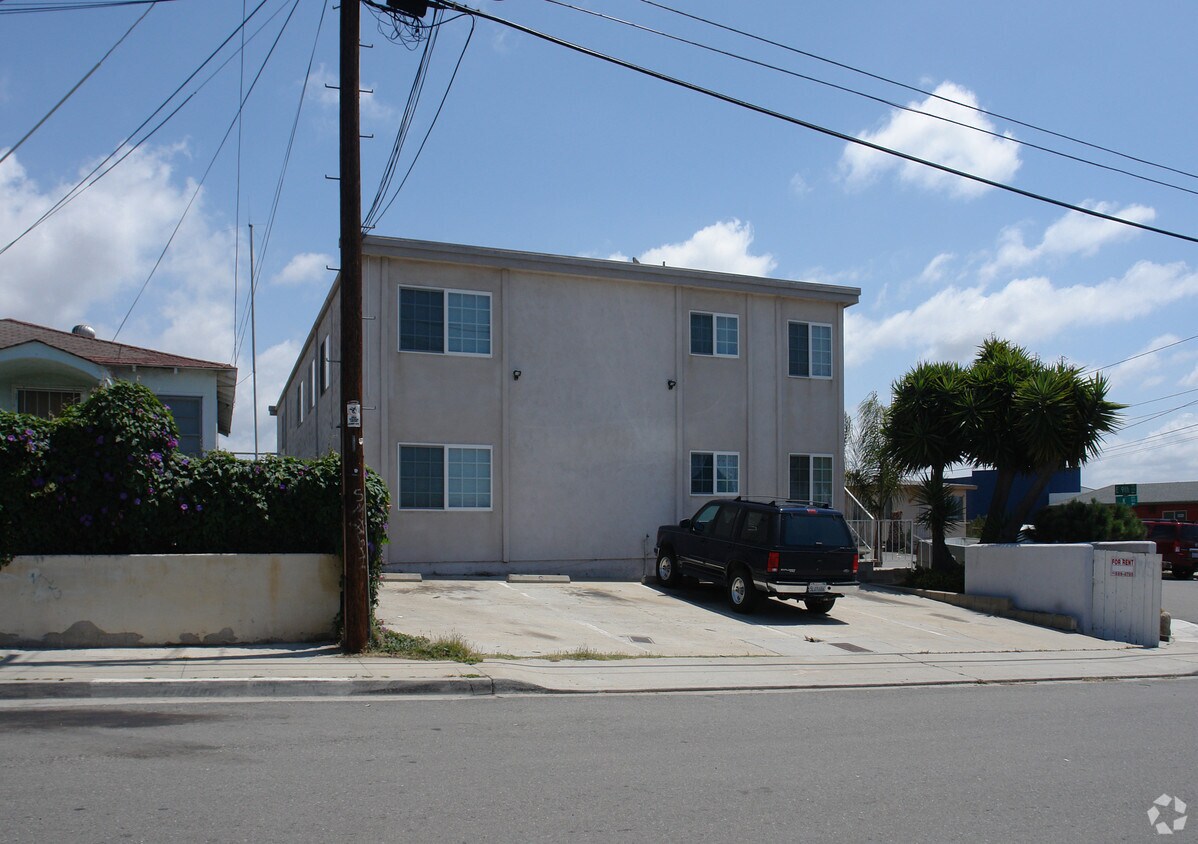 Foto del edificio - 1101-1109 E 9th St