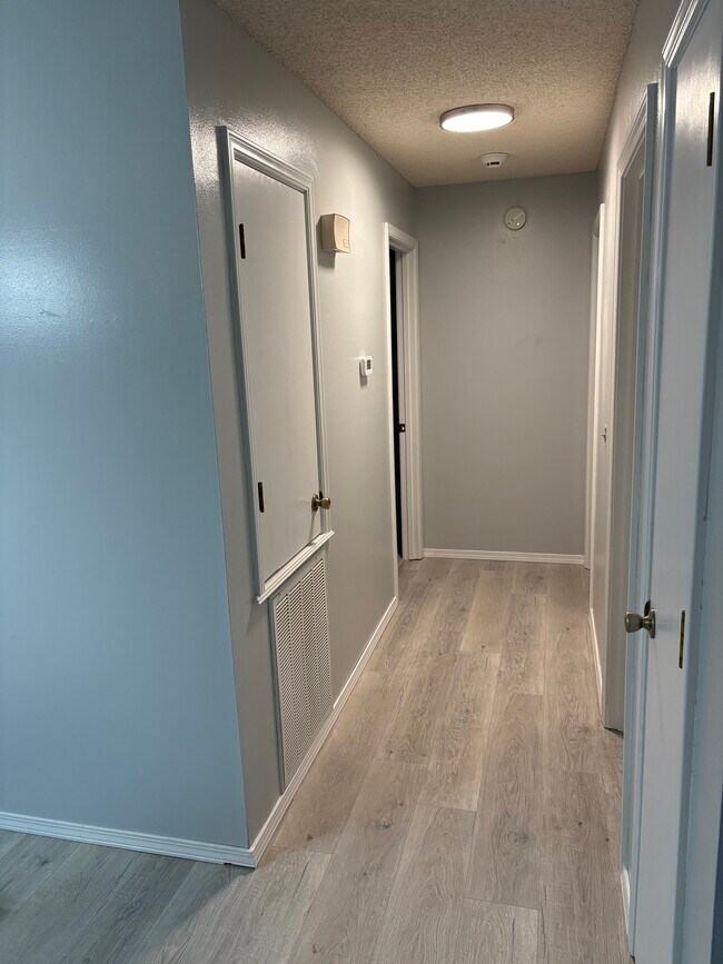 Foto del edificio - 1021 Cedar St