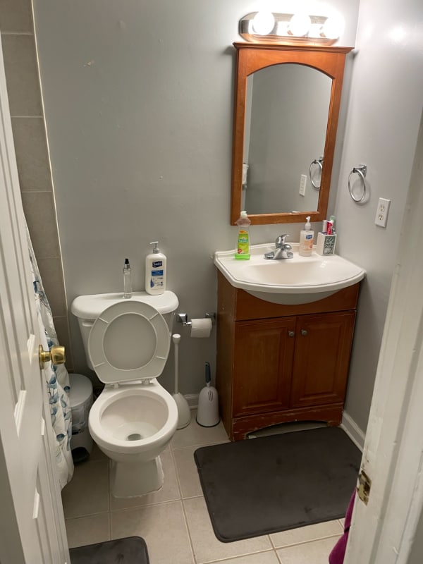 Foto del edificio - 8703 Hayshed Ln