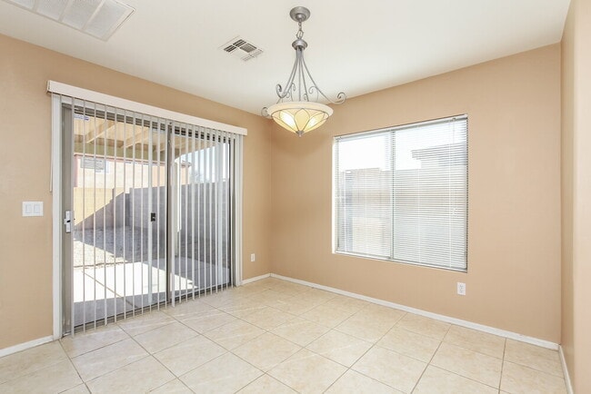 Foto del edificio - 12901 N 127th Ln