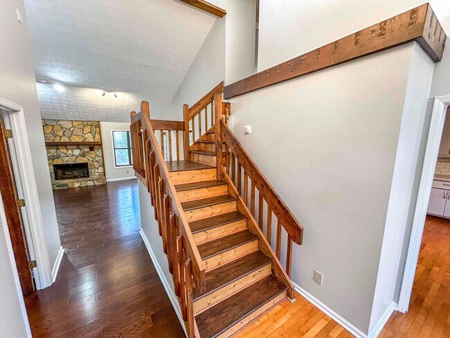 Foto del edificio - Fantastic 3 BR/3 BA Woodland Retreat in Smyrna!