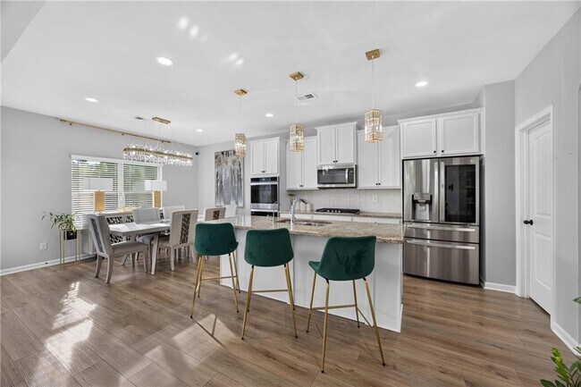 Foto del edificio - 4903 Elm Leaf Dr