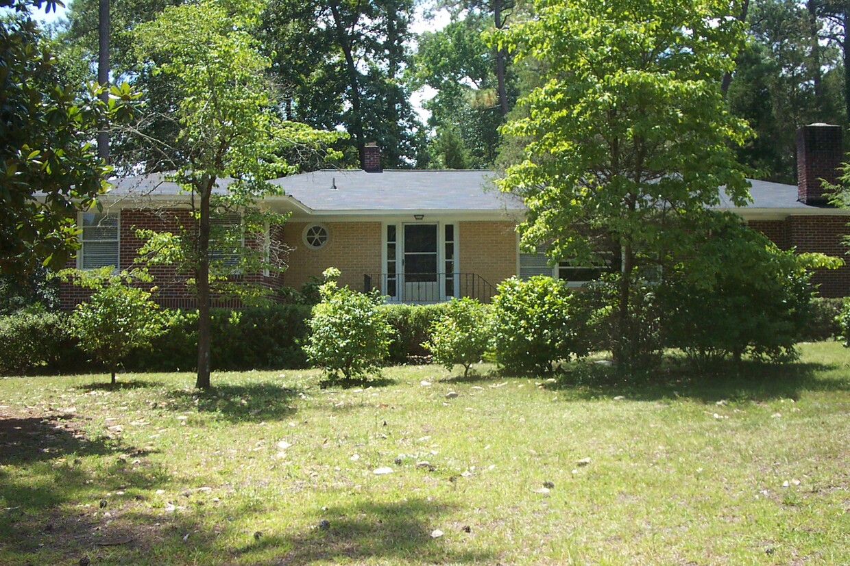 Primary Photo - 4140 Hickory St