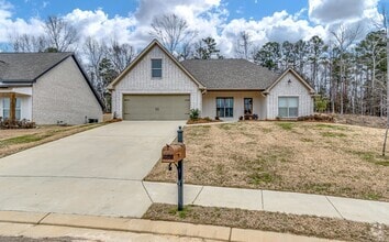 Building Photo - 649 Wild Horse Ln