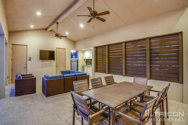 Building Photo - 6865 Citrus Creek Ln Tampa FL