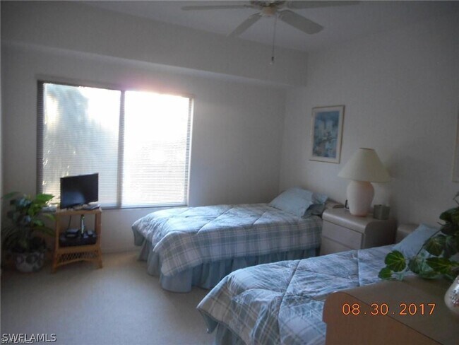 Foto del edificio - 6770 Pelican Bay Blvd