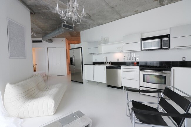 Photo - 690 SW 1st Ct Apartment