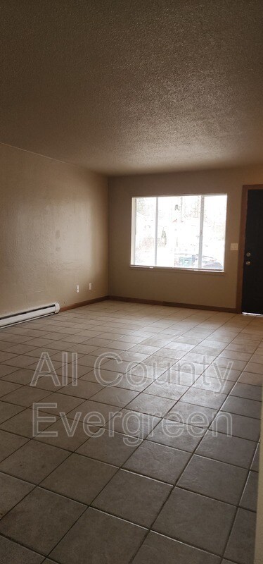 Foto del edificio - 500 1st Ave E