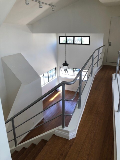 Building Photo - 31 Buccaneer St