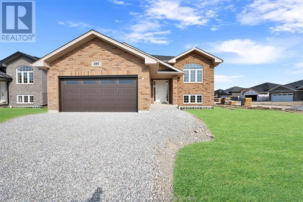 397 HEMLOCK, Belle River, ON N0R 1A0 House for Rent in Belle River