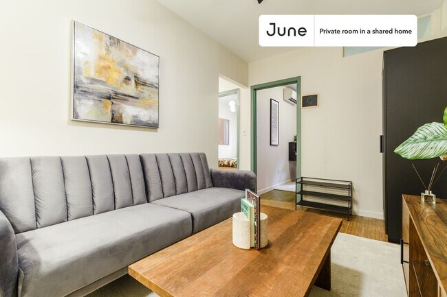 Building Photo - Room in Shared 3 bed/1 bath home
