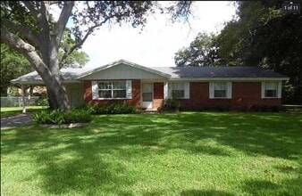 Building Photo - 315 Sudduth Cir NE