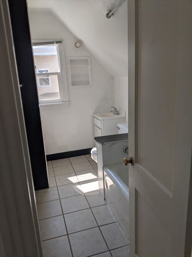 Foto del edificio - $800 - 1 Bedroom, 1 Bathroom Apartment Close to School of Mines and Fairgrounds