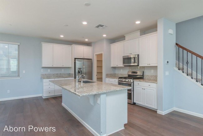 Foto del edificio - 4 br, 3 bath House - 8090 Ryland Dr