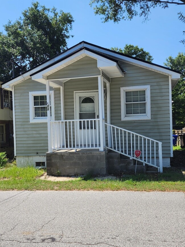 Building Photo - 426 Venning St