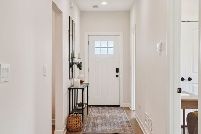 Foto del edificio - 3 Bedroom Twin Home With Extras