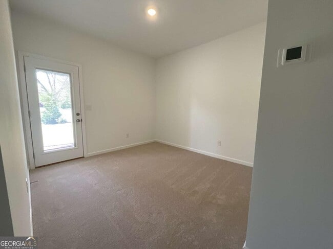 Foto del edificio - 5716 Plaza Dr SE