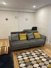 Building Photo - 4890 Av. Plamondon