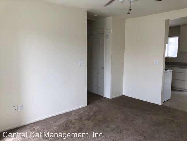 Building Photo - 415 Higgins Dr
