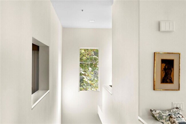 Foto del edificio - 4 Firenze Ct