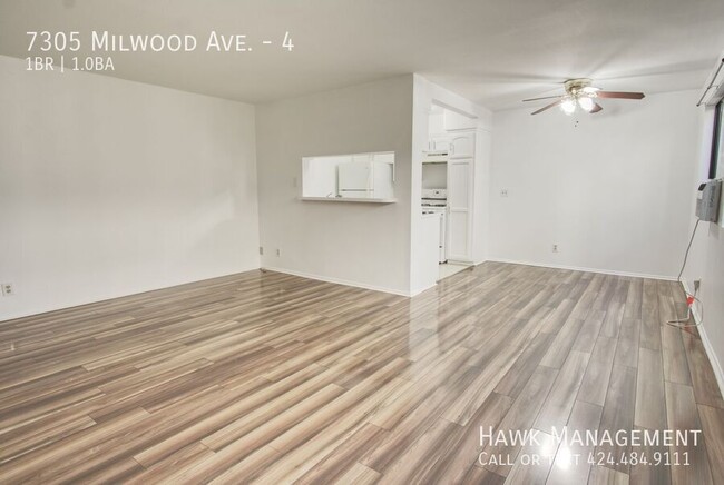 Building Photo - 1 Bedroom 1 Bath Condo Located in Canoga Park