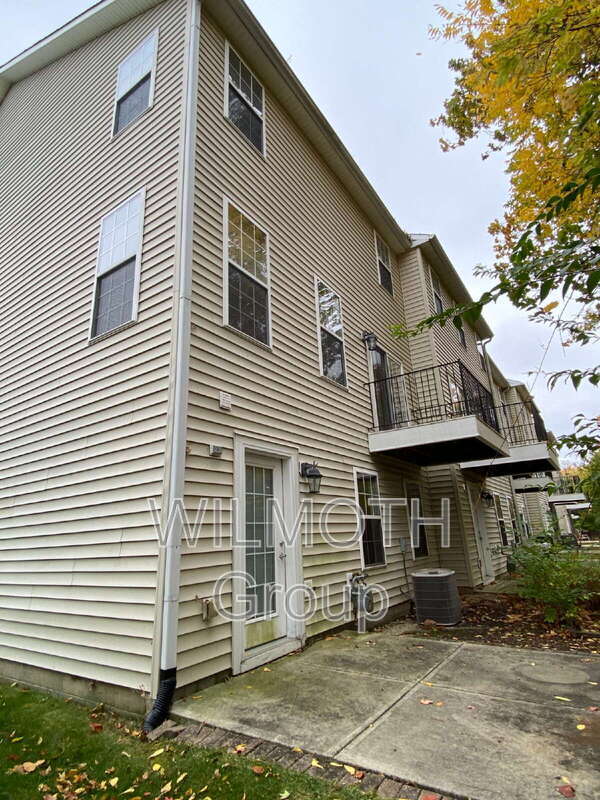 Foto del edificio - 9448 Tanhurst Dr