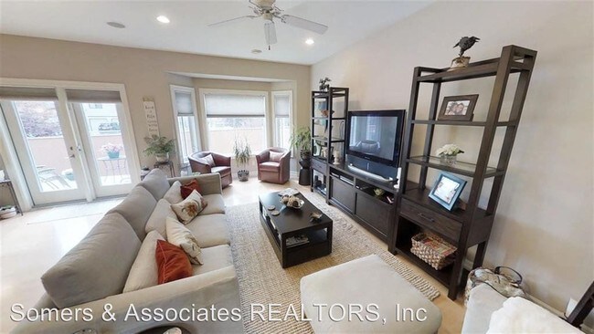 Foto del edificio - 3 br, 3 bath House - 482 West Pointe Circle.