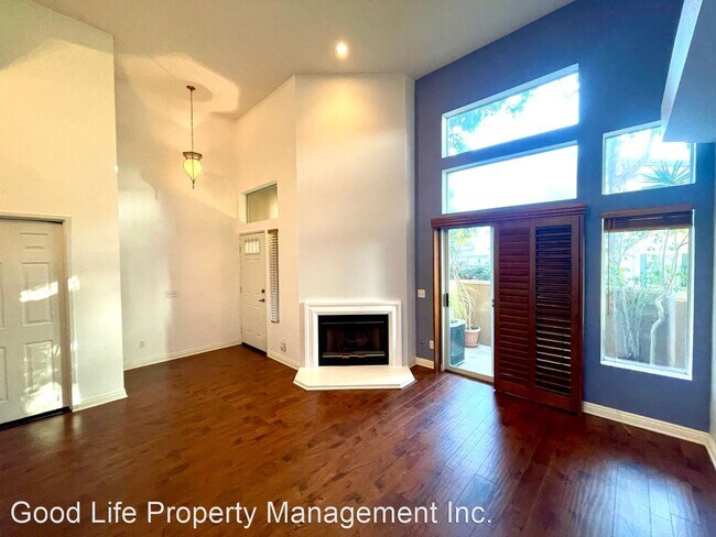 Foto del edificio - 2 br, 2.5 bath House - 7145 Calabria Ct Un...