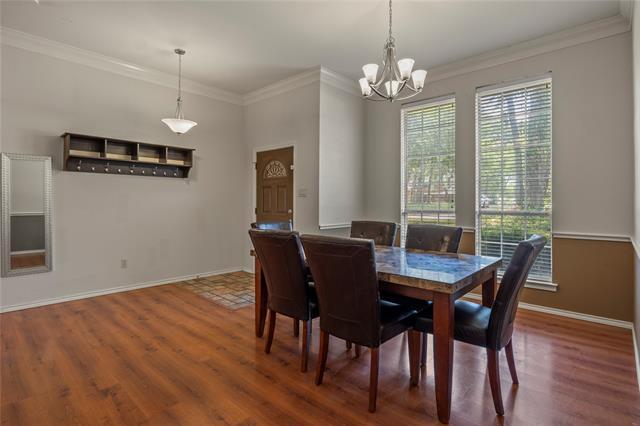 Foto del edificio - 3715 Dahlia Dr
