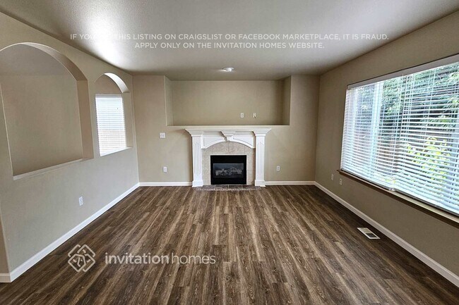Foto del edificio - 18402 28th Ave E