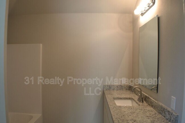 Foto del edificio - 1101 Southridge Ln
