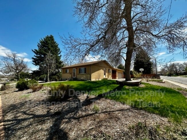 Building Photo - 12098 W Virginia Dr
