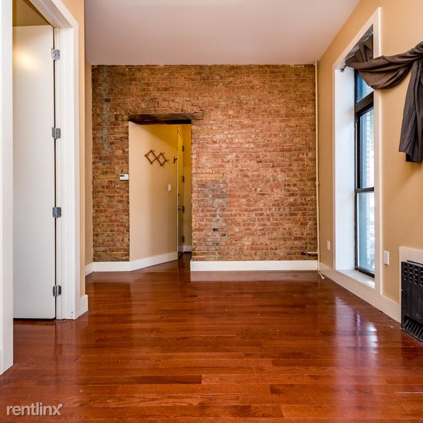 Foto del edificio - 725 Driggs Ave