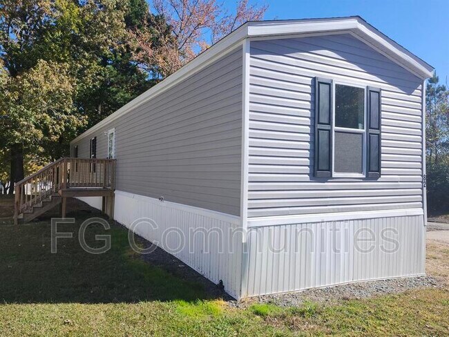 Building Photo - 711 Leasburg Rd