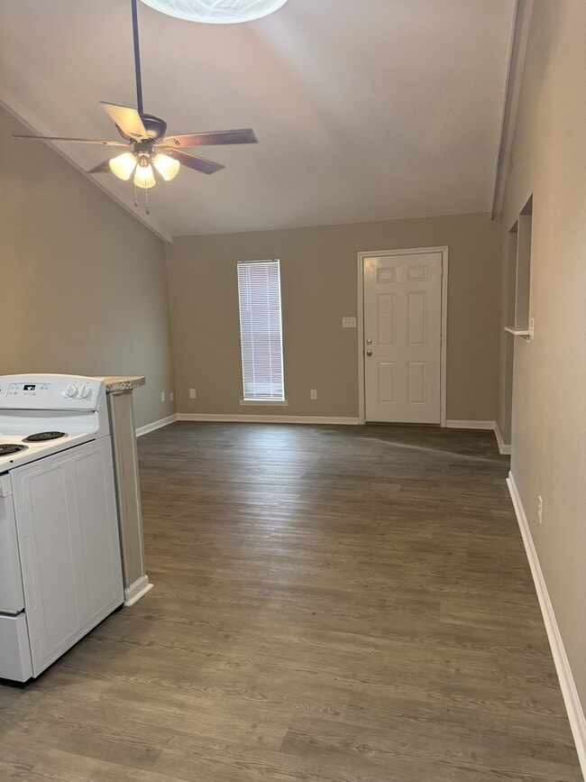 Building Photo - 4918 Charwood Trail NW