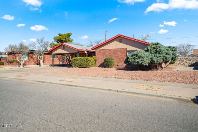 Foto del edificio - 5313 Bastille Ave