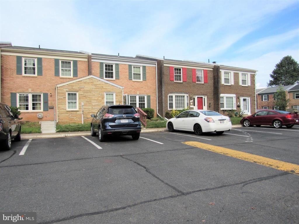 Primary Photo - 3137 Cedar Grove Dr