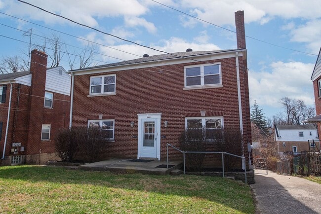 Building Photo - 3053 N Hegry Cir