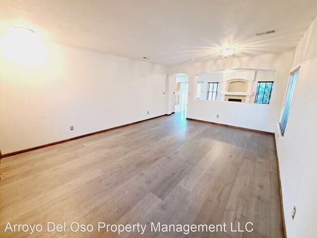 Foto del edificio - 4 br, 3 bath House - 980 Alegria Court