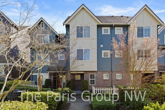 Foto del edificio - Stylish Model Hm in Issaquah Highlands * Park-Facing, EV Charger, Designer Upgrades & Very Walkable!
