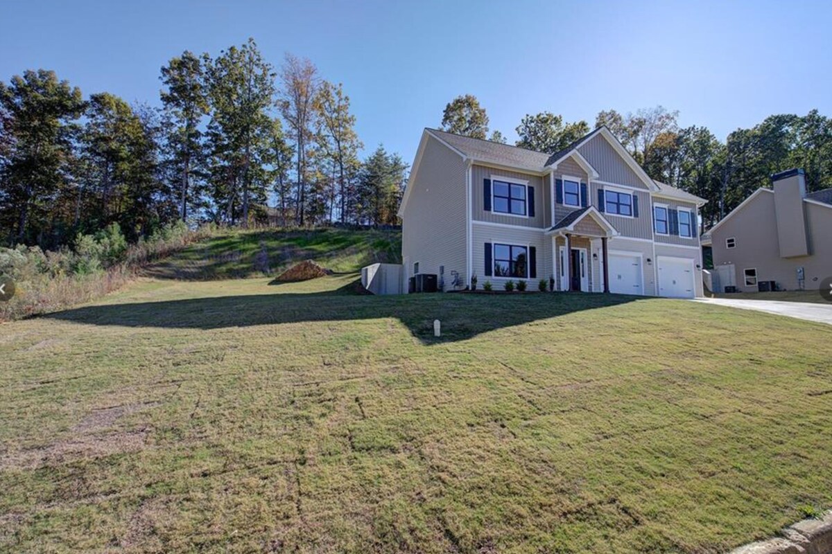 Primary Photo - 309 Arbor Cir