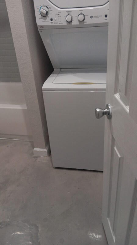 Foto del edificio - 340 W Highland Ave