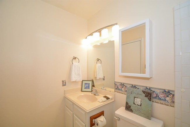 Building Photo - 16310 Bird Dog Ct