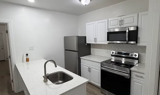 Photo - 3204 Cecil B. Moore Ave Apartment